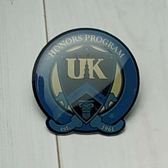 University of Kentucky UK Wildcats Honors Program Pin Hat, Lapel, Backpack - Picture 1 of 3